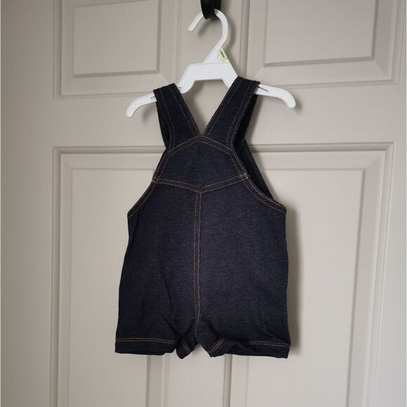 2/$15 Carter's overalls size 6 m - Picture 3 of 4